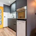 Mrv Urban Beach Studio
